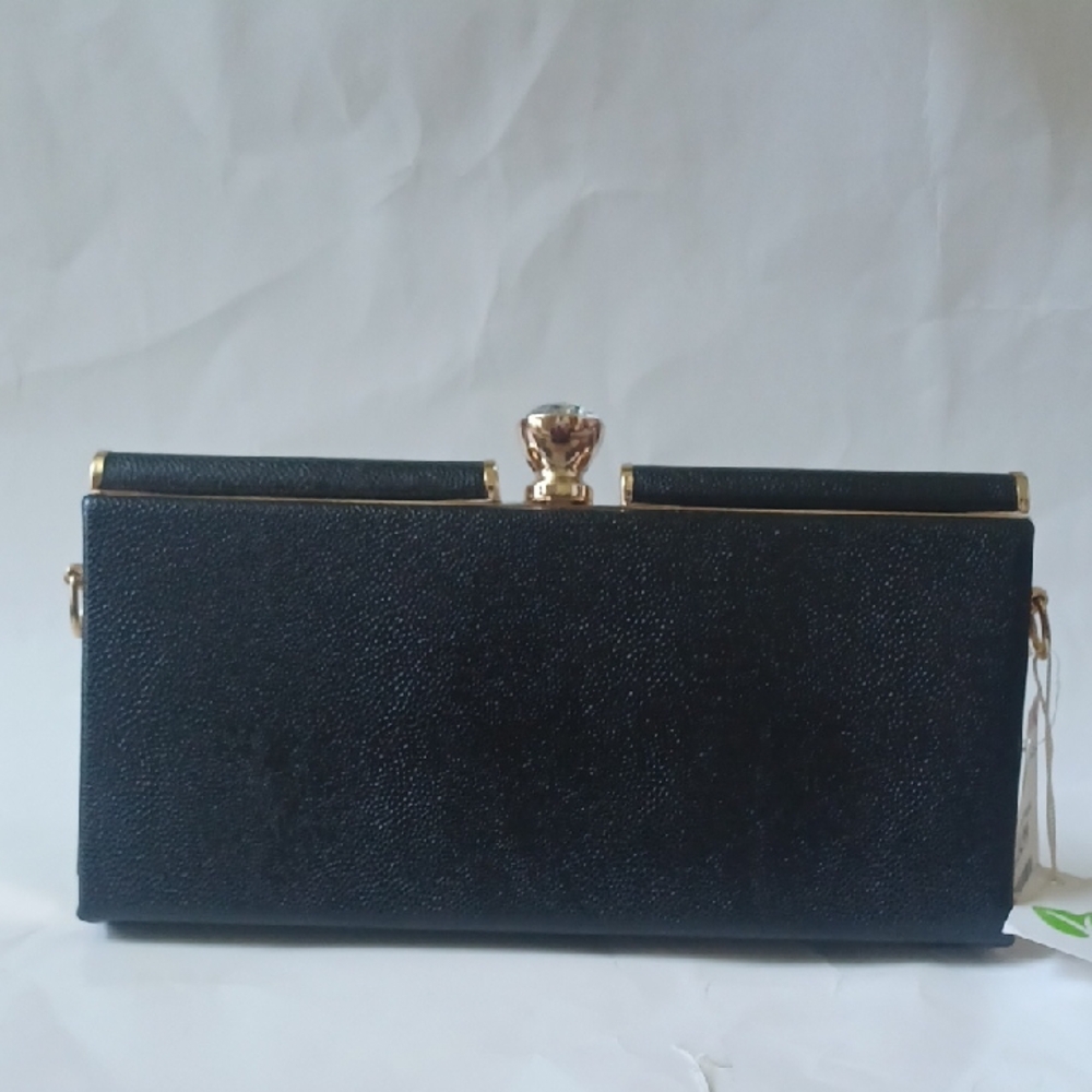 NWT Elegant 'Diamond' Latch Bag by Le Miel